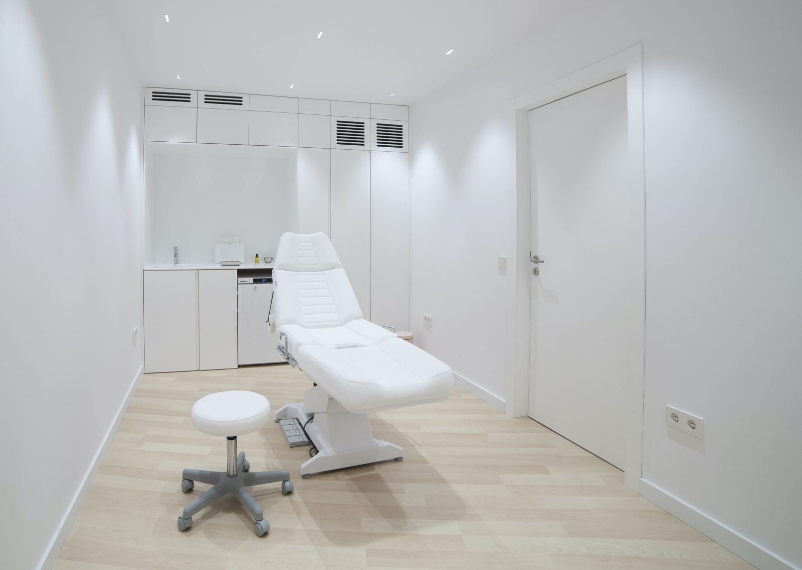 English speaking dermatologist Valencia My Medica Valencia, Spain