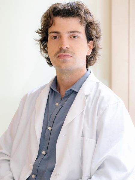Gynecologist Dr Enrique Garrigós at mymedica medical clinic in Valencia